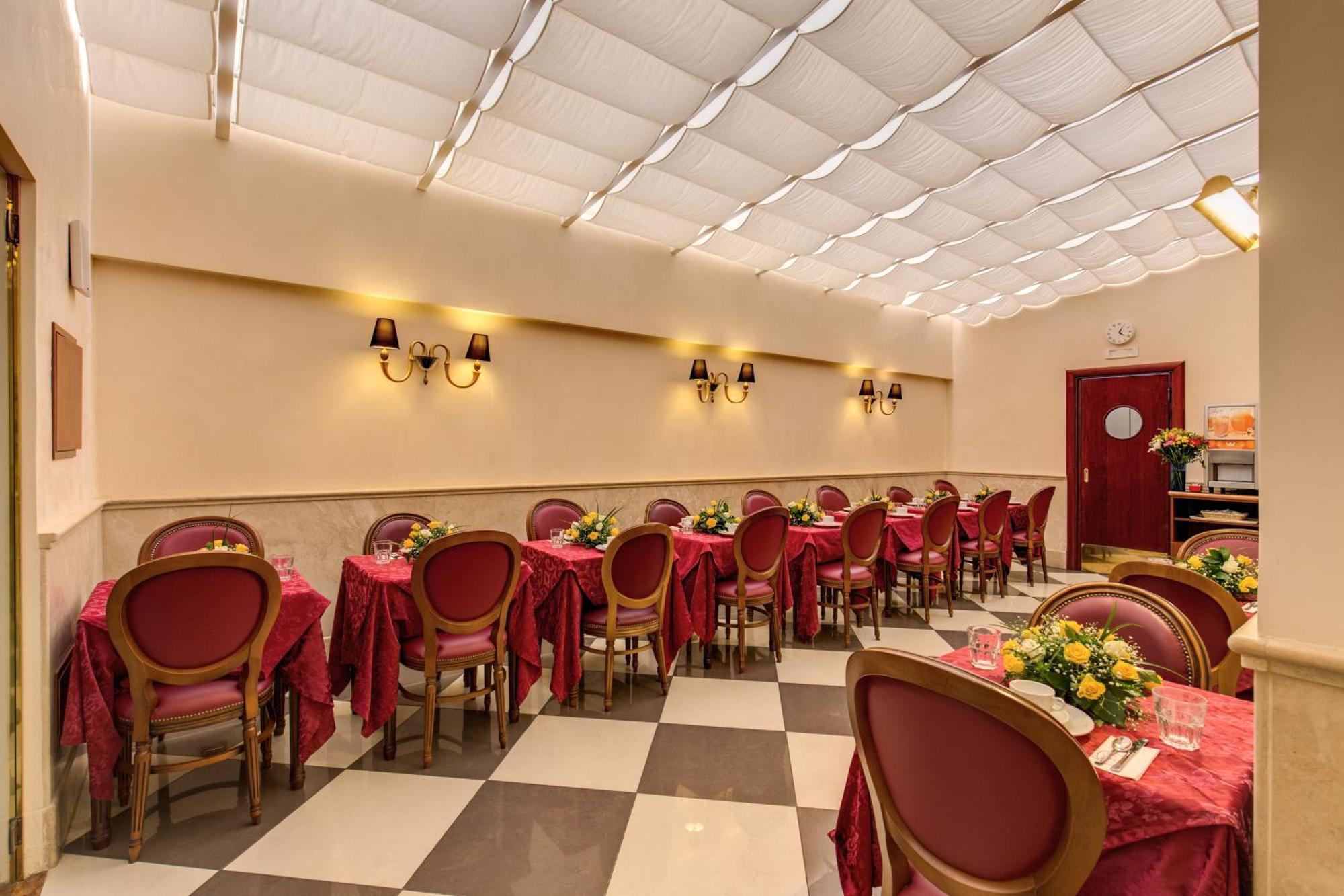 Contilia Hotel 3*