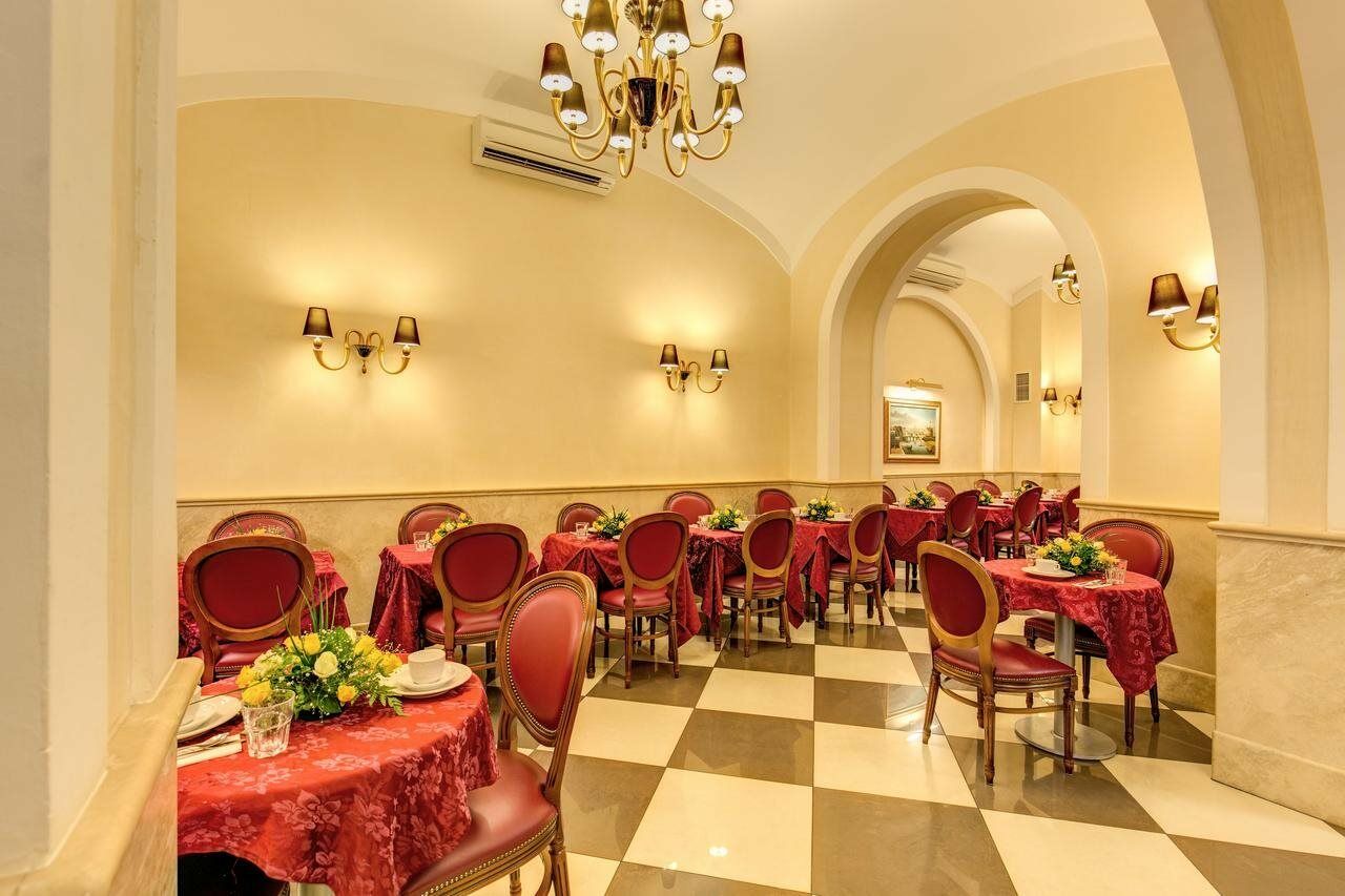 Hotel Contilia 3*